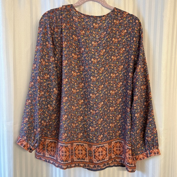 Violet & Claire Floral Button Up Blouse - NWOT - Picture 7 of 7